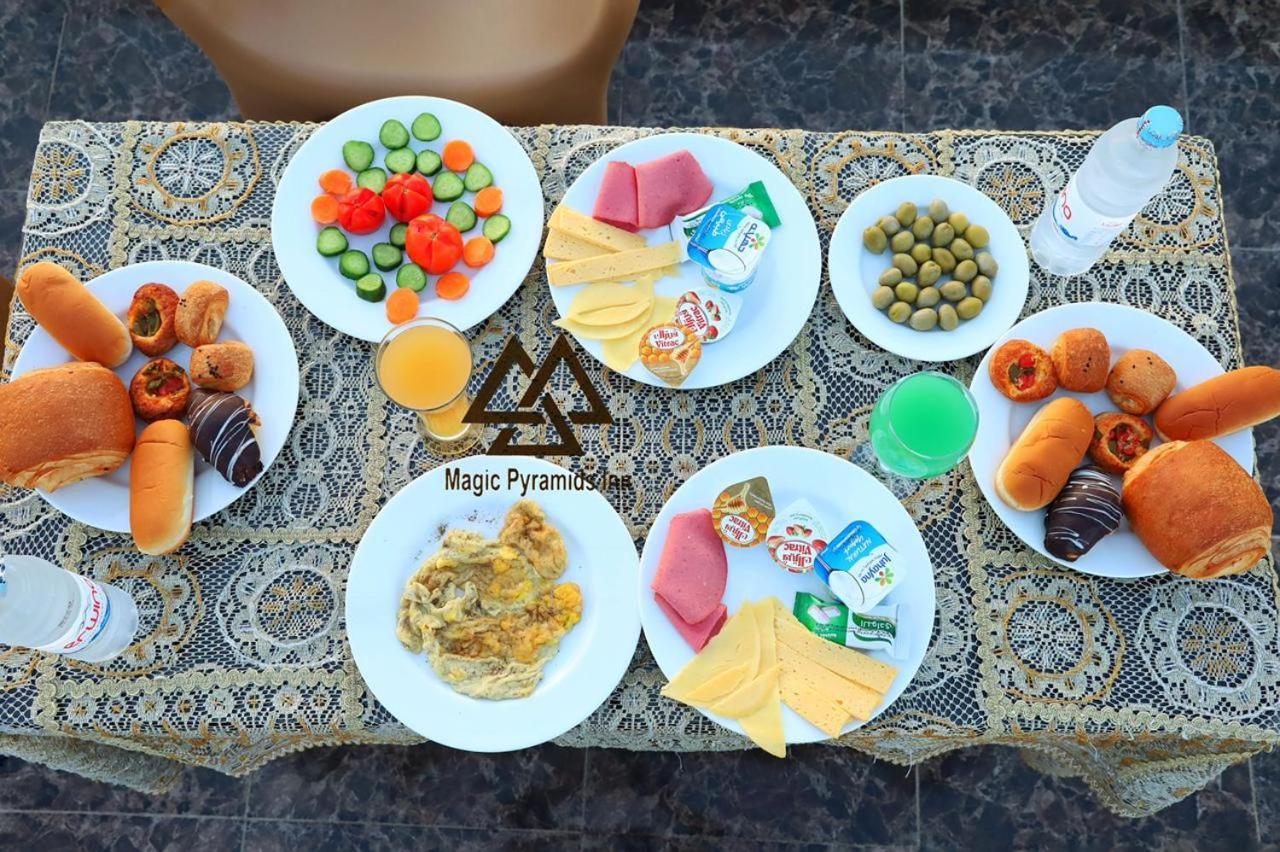 Pyramids And Sphinx Hotel Cairo Exterior foto