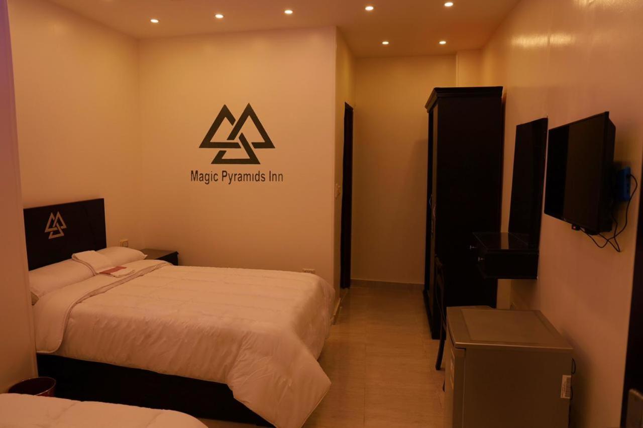 Pyramids And Sphinx Hotel Cairo Exterior foto