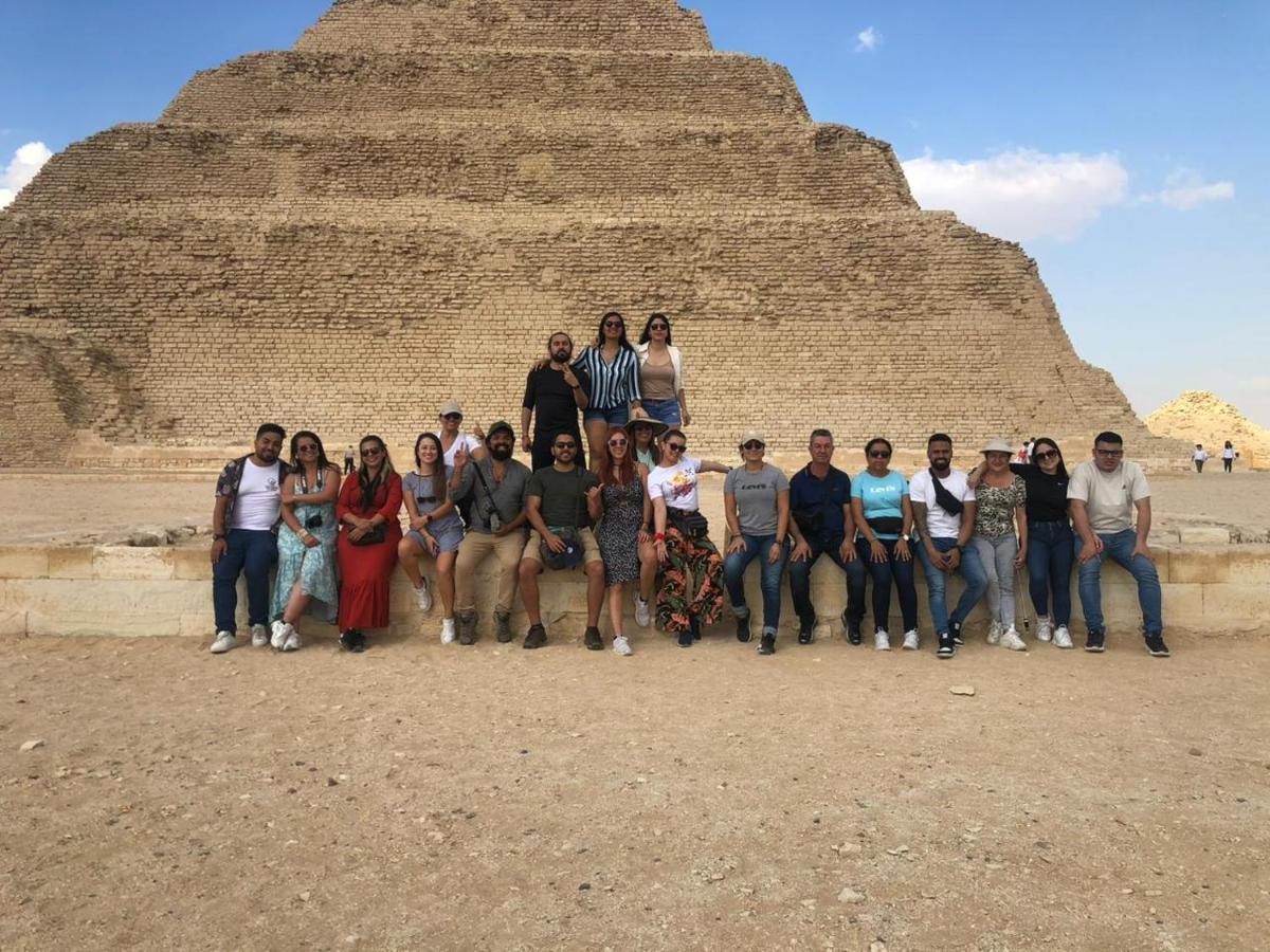 Pyramids And Sphinx Hotel Cairo Exterior foto